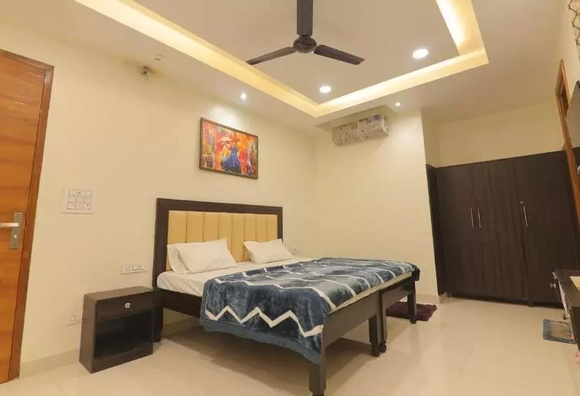 Hotelli Nova Inn By Stayapart