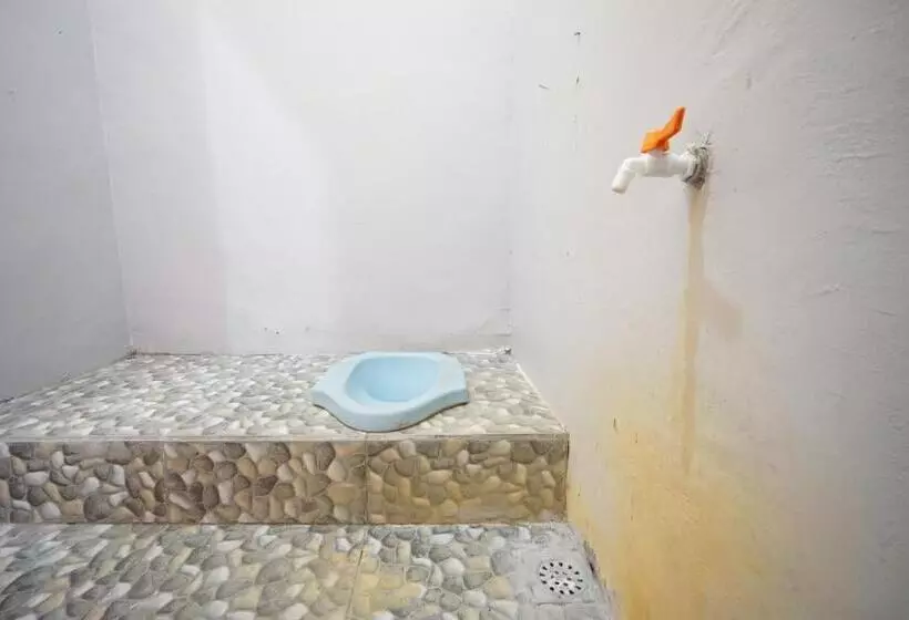 Hotelli Spot On 93685 Homestay Bu Sun Syariah