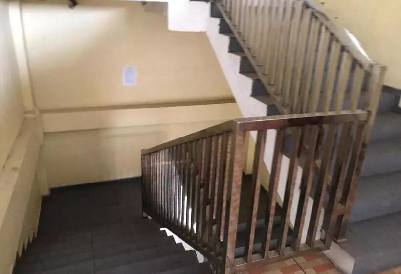 Hotelli Spot On 93685 Homestay Bu Sun Syariah