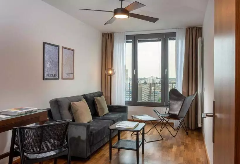 هتل The Tale Luxury Suites