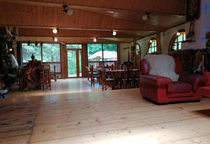 Pensjonat Cabana Basmelor Cu Ciubar