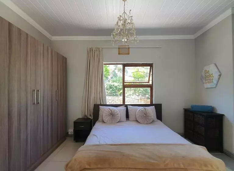 ペンション Desita Guest House
