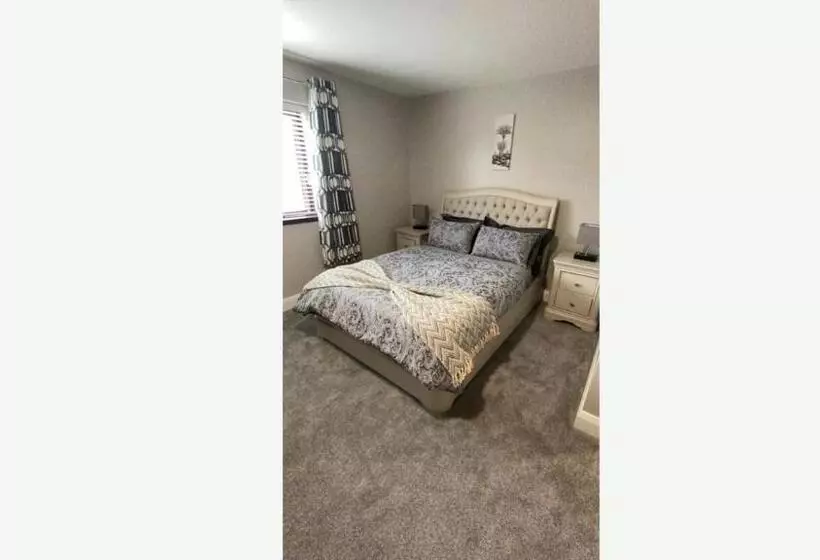 Majatalo Johnny Murphy S Guest Rooms