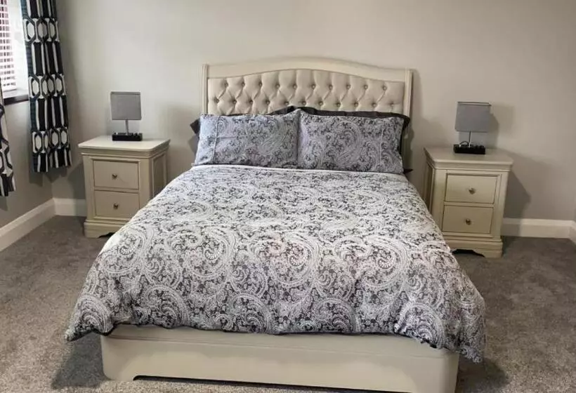 Majatalo Johnny Murphy S Guest Rooms