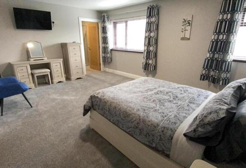 بنسيون Johnny Murphy S Guest Rooms