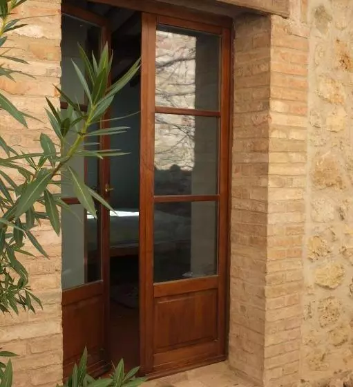 Majatalo Private Room With Own Bathroom At Podere Noceto