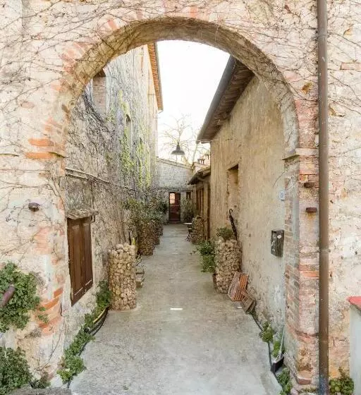 Majatalo Private Room With Own Bathroom At Podere Noceto