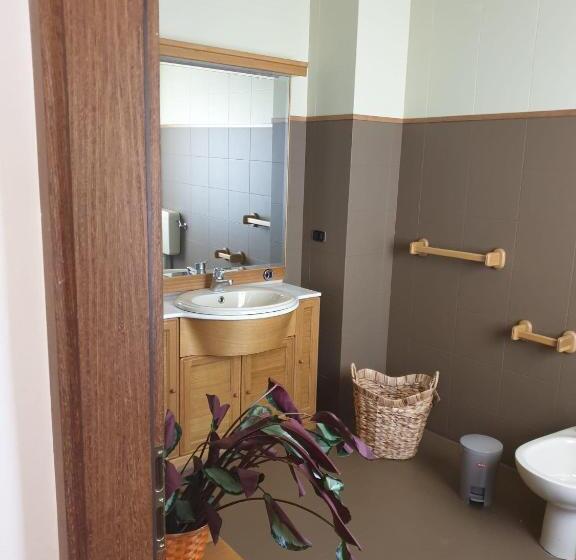 住宿加早餐 Hisa Karletavi