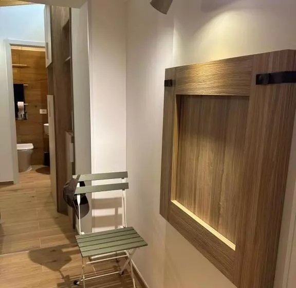 تختخواب و صبحانه La Botte Piccola