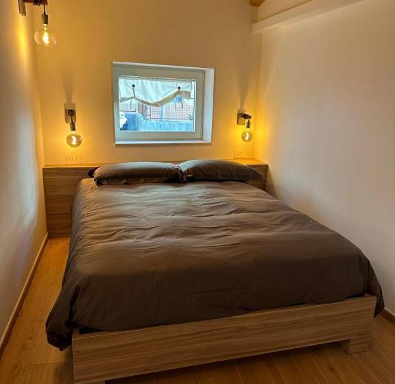 تختخواب و صبحانه La Botte Piccola