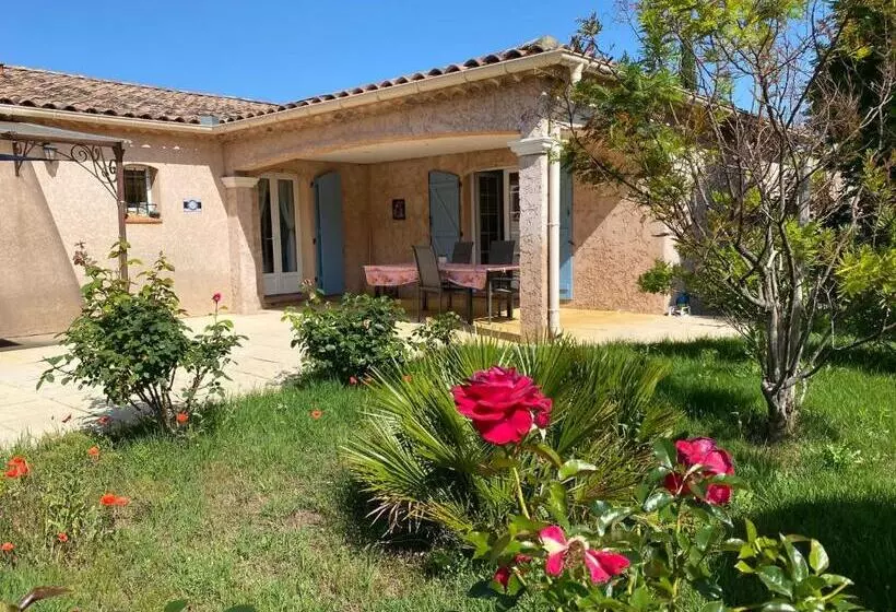 Aamiaismajoitus (B&B) Love Room De Charme Var