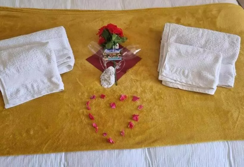 Aamiaismajoitus (B&B) Love Room De Charme Var