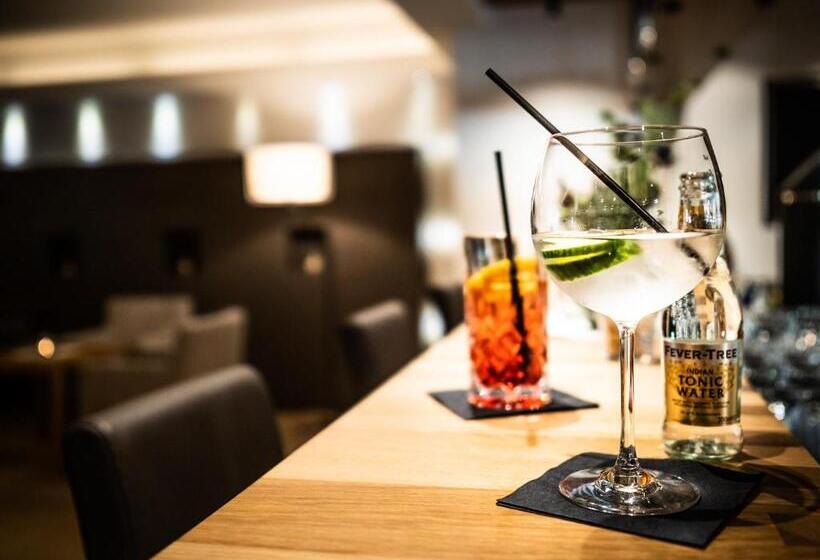 Genießer   & Romantikhotel Das Schiff