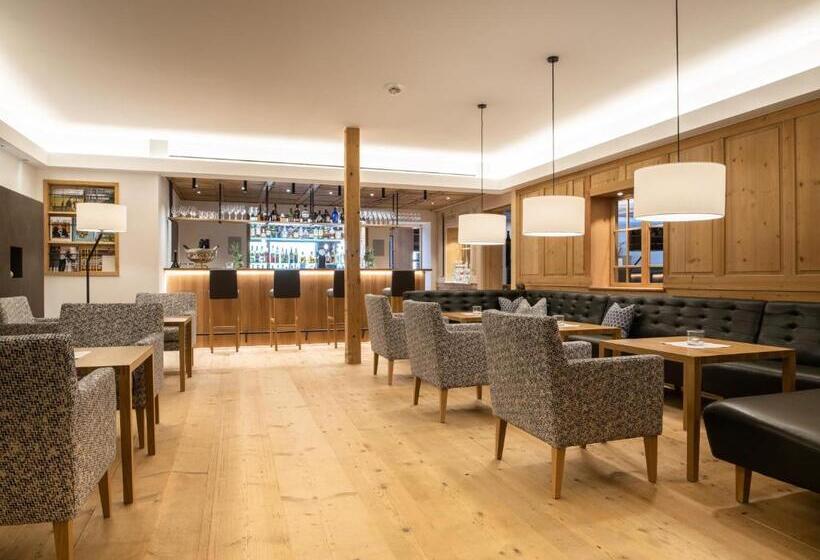 Genießer   & Romantikhotel Das Schiff