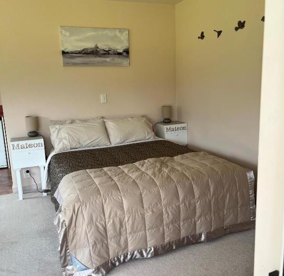 Hotell Carrickfergus Cottage Unit 2