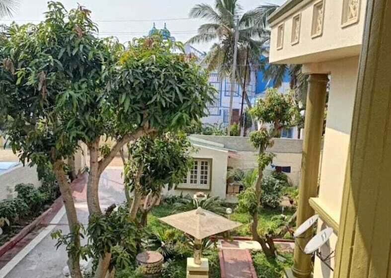 Hotell Chandan Resort