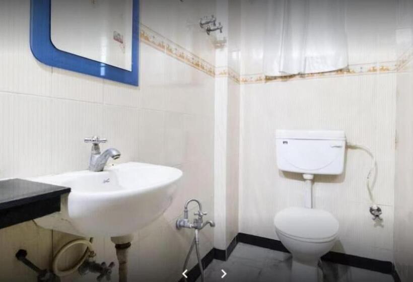 ホテル Grg R P International Patna