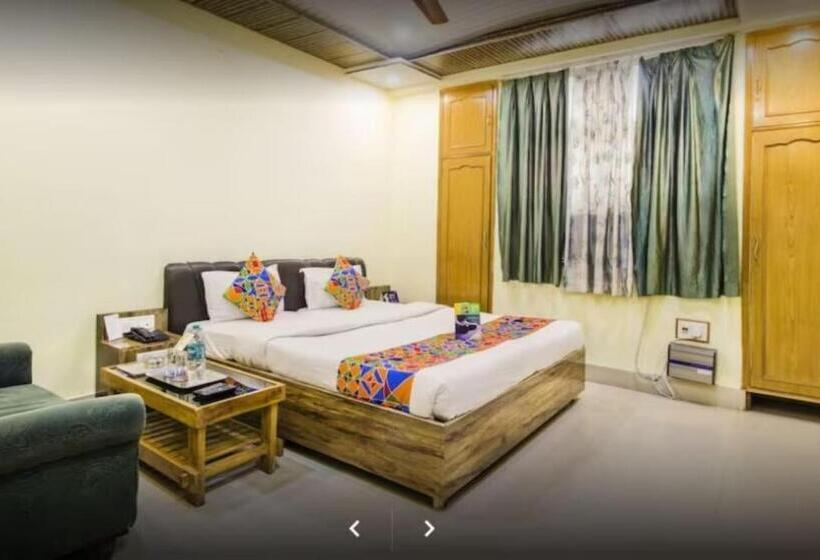 ホテル Grg R P International Patna