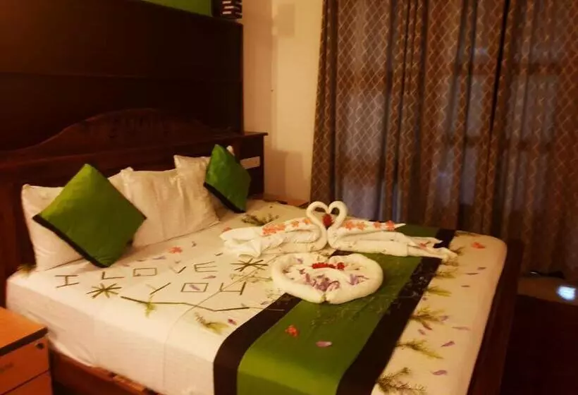 ホテル Kosgahadolaella Green Resort