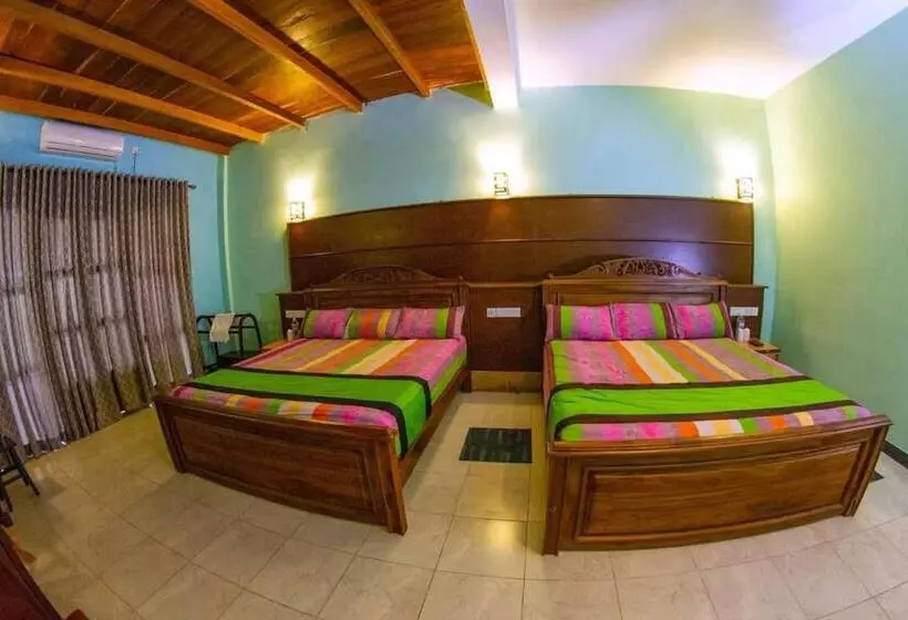 ホテル Kosgahadolaella Green Resort