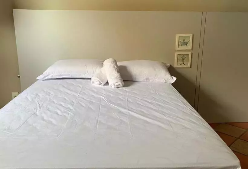 ホテル Pousada Economic Pitangui