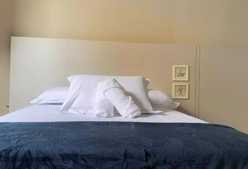 ホテル Pousada Economic Pitangui