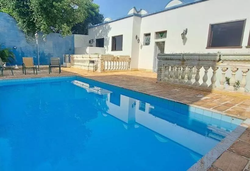 ホテル Pousada Economic Pitangui