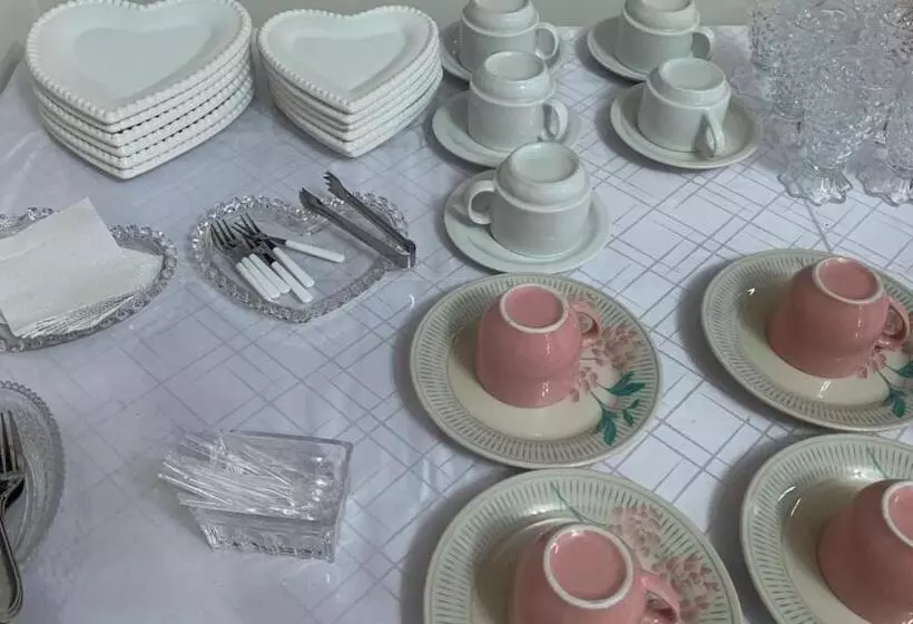 ホテル Pousada Economic Pitangui