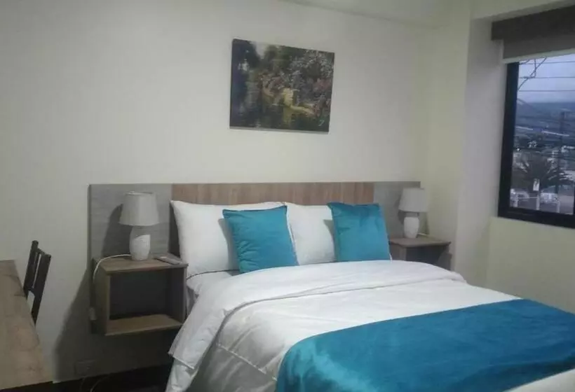 Hotelli Suites La Fontana