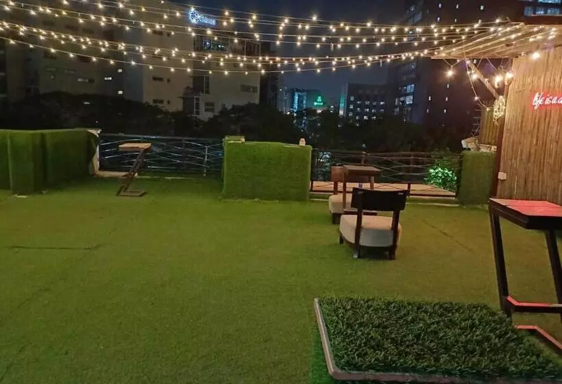 ホテル Welcome To Cloud 29 Near Gurgaon Sec 45