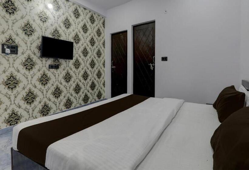 Oyo Flagship Hotel2 Fly Inn