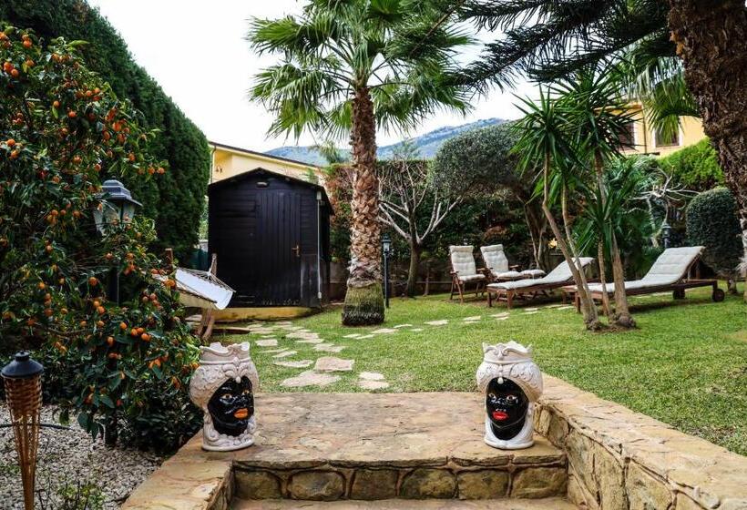 پانسیون Casita Garden&spa