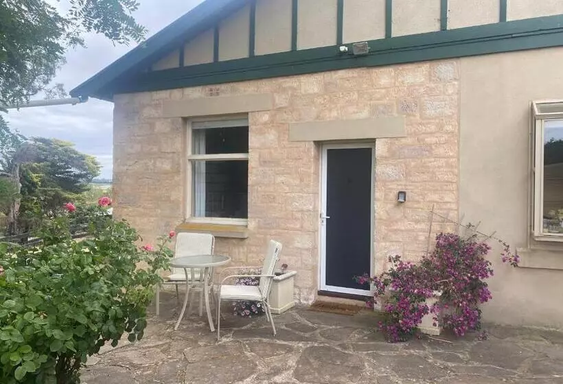 Majatalo Mount Charles Homestead