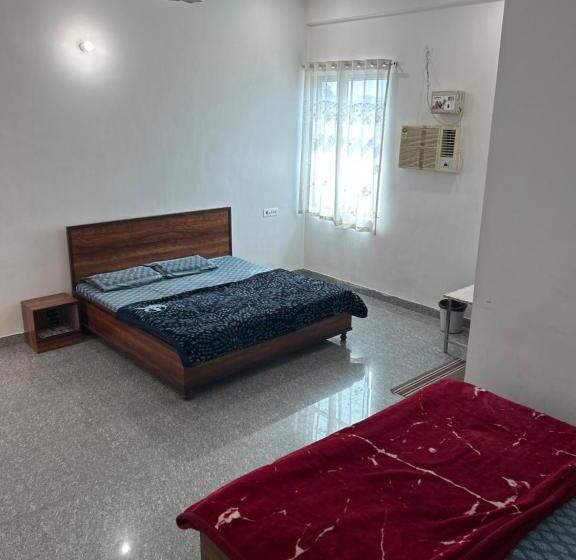 بنسيون Prem Bhawan Guest House