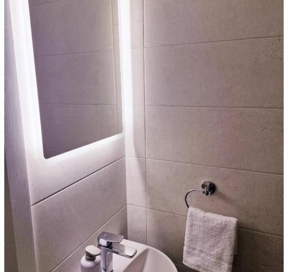 Пансион Station Lodge