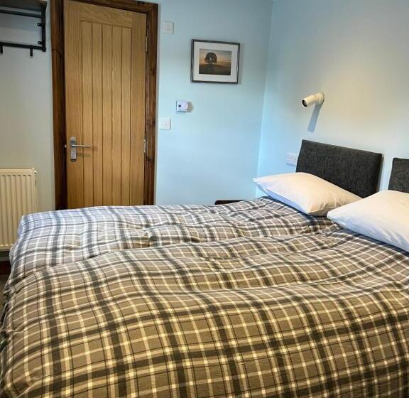 Bed and Breakfast Comus Inn