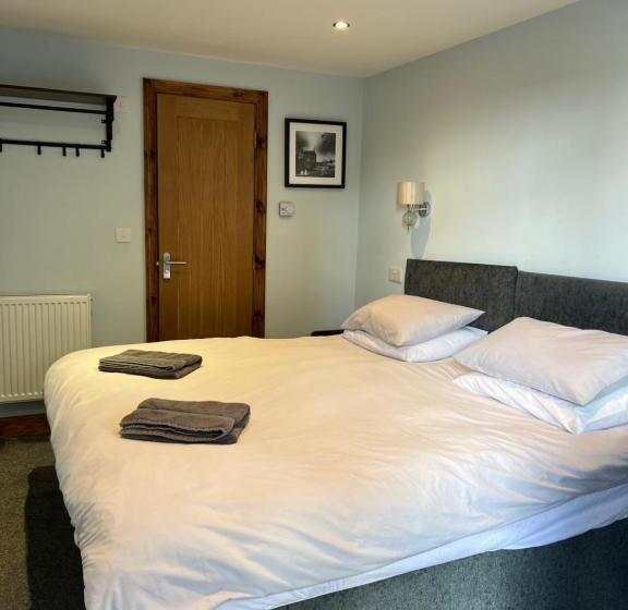 Bed and Breakfast Comus Inn