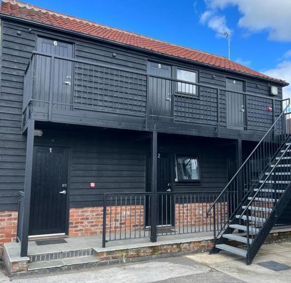 Bed and Breakfast Comus Inn