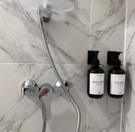 Aamiaismajoitus (B&B) La Chambre Turquoise