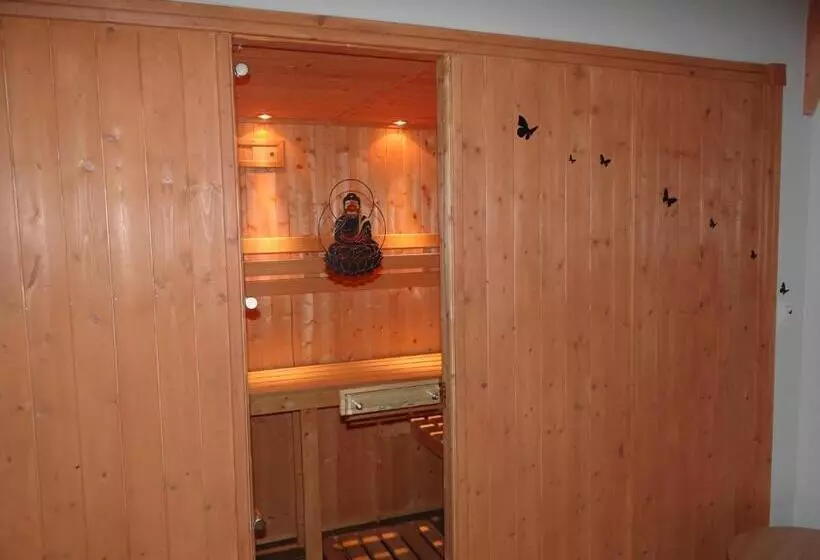 Aamiaismajoitus (B&B) La Fruitière D Arith