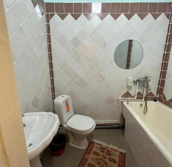 هتل 2 х комнатный номер с 4 кроватями