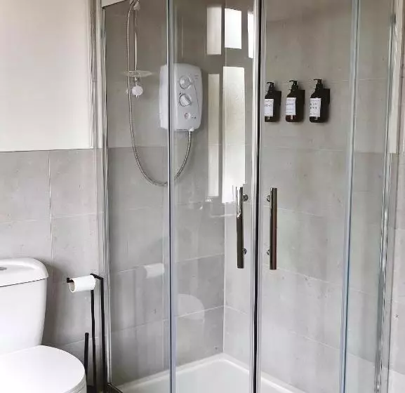 ホテル Alban Suites