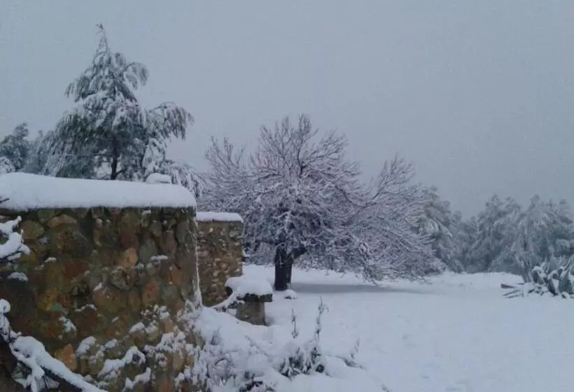 ホテル Casa Rural En Pleno Paraje Natural La Chirala
