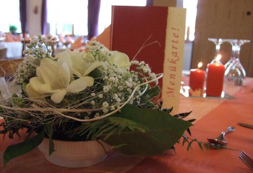 בית מלון כפרי Gasthaus Debelius Beltershausen