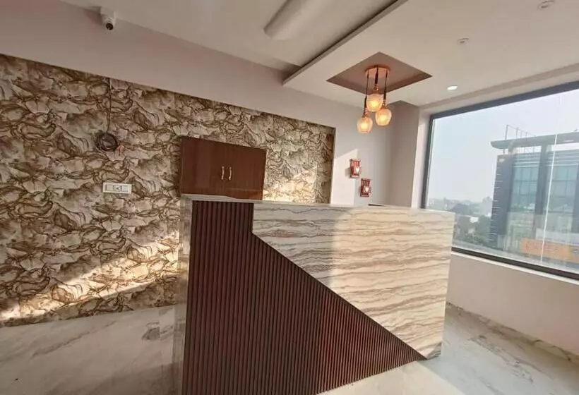Hotel V