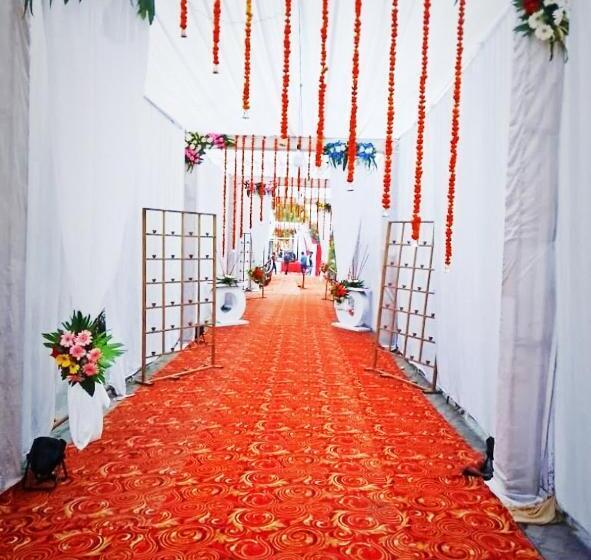 Indraprastha Hotel & Restaurant