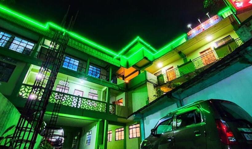 پانسیون Lamin Guest House