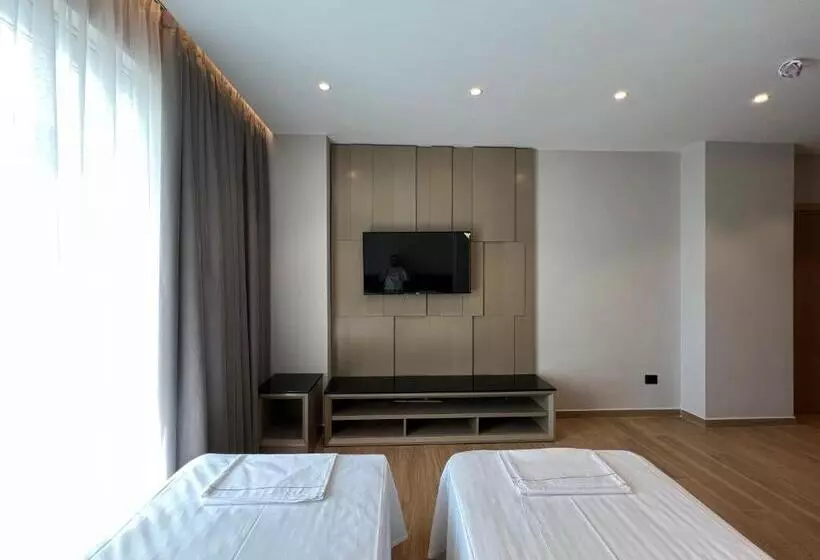 Coastline Luxury Apart