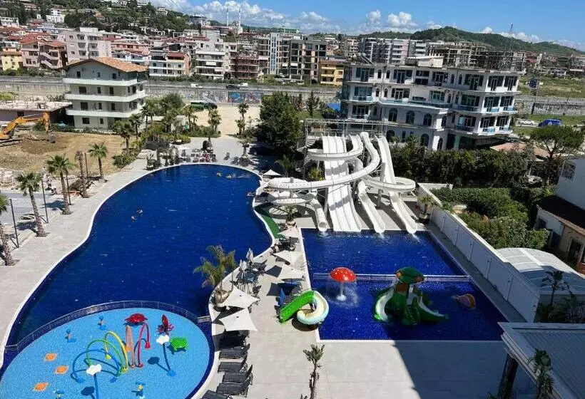 Coastline Luxury Apart