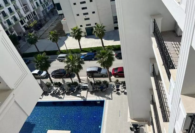 Coastline Luxury Apart